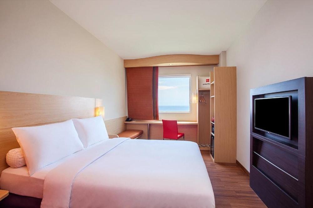 Ibis Manado City Center Boulevard Εξωτερικό φωτογραφία
