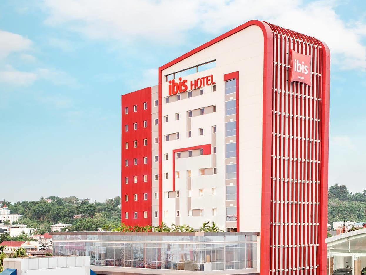 Ibis Manado City Center Boulevard Εξωτερικό φωτογραφία