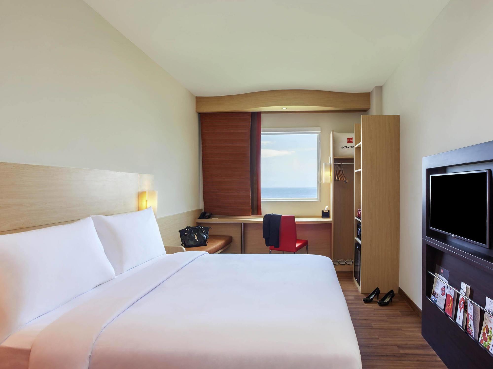 Ibis Manado City Center Boulevard Εξωτερικό φωτογραφία